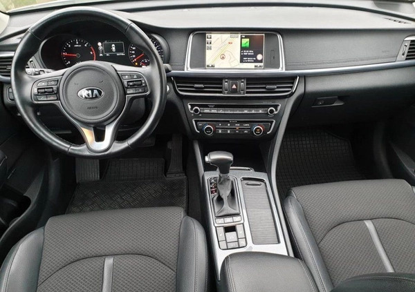 Kia Optima cena 66900 przebieg: 131719, rok produkcji 2016 z Warszawa małe 379